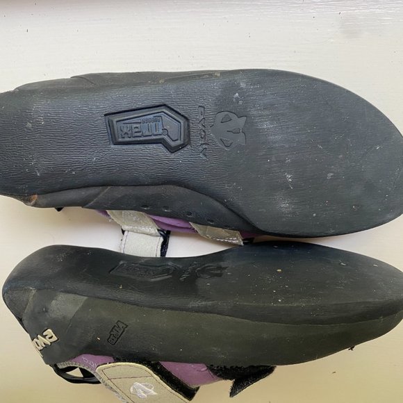 rock climbing shoes - Picture 2 of 2